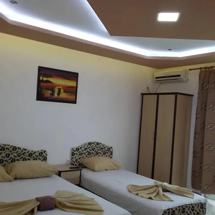 Добро Вода: Apartments Aza