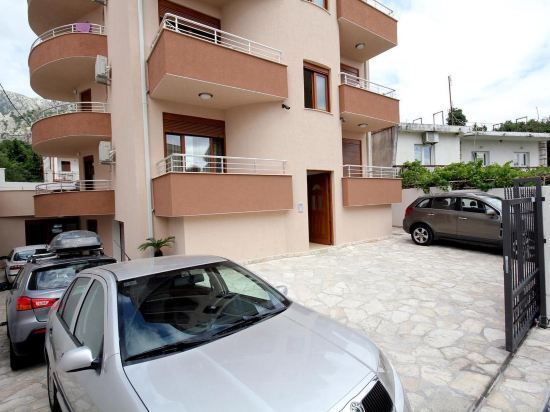 Сутоморе: Apartments Md Lux