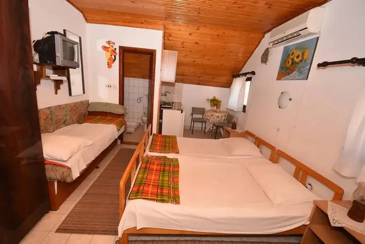 Биела: Malovic Apartments