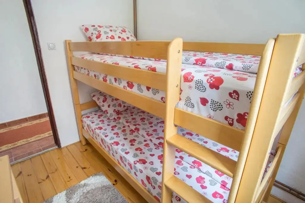 Жабляк: Apartments Dedeic