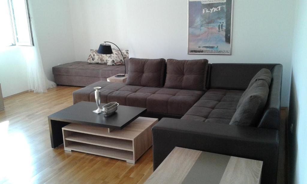 Петровац: Oro Apartments