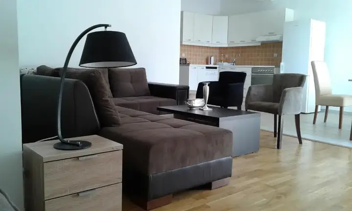 Петровац: Oro Apartments