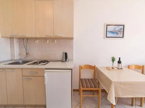 Петровац: Apartments NICE