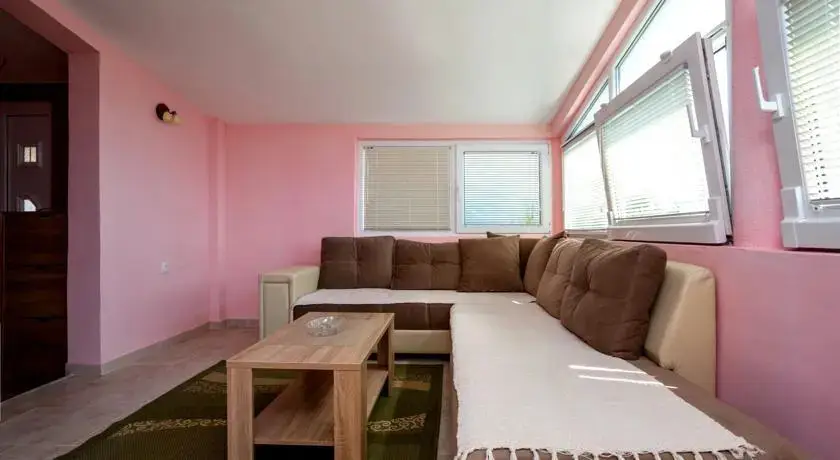 Тиват: Apartment Kandic