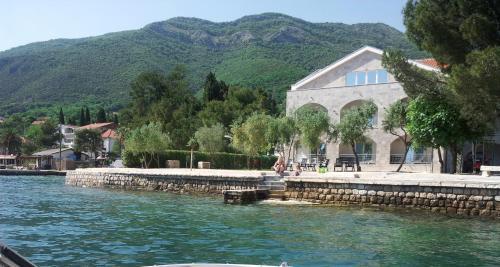 Баошичи: Apartments Villa Danilovic