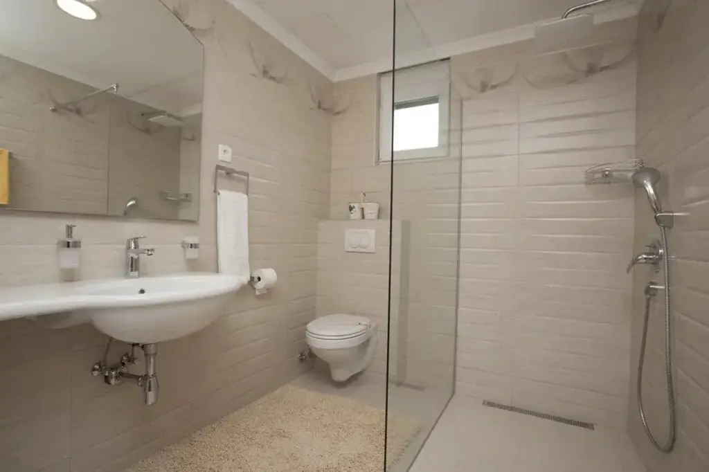 Петровац: Guest House Medin