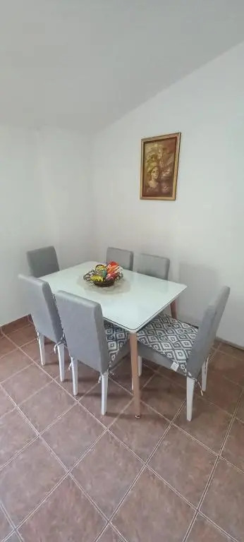 Бар: Apartments Kalamperovic