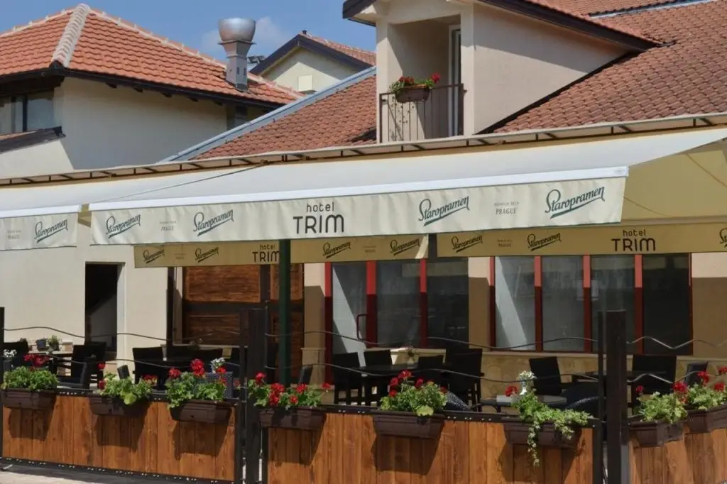 Никшич: Hotel Trim