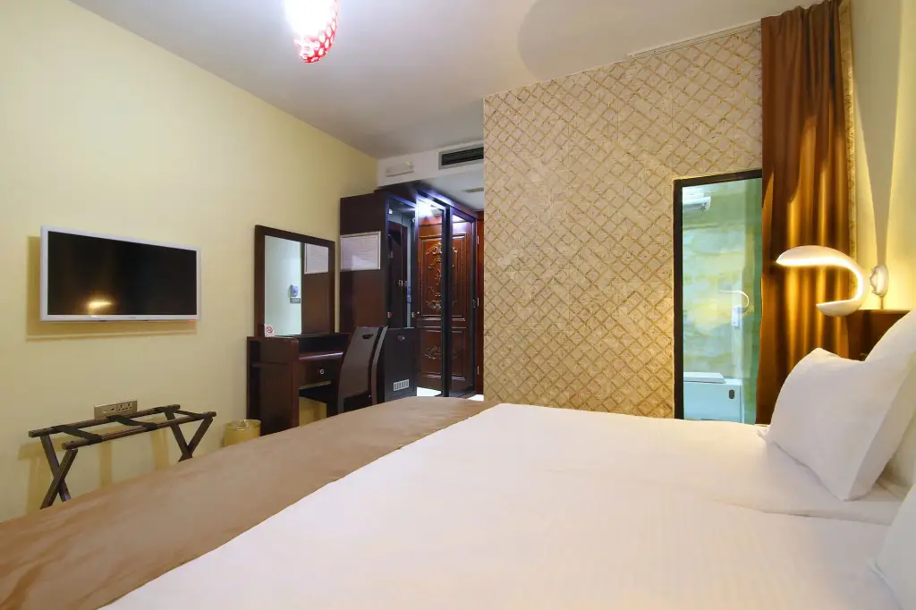 Бечичи: Hotel Premier