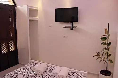 Доброта: Guest House Tomcuk
