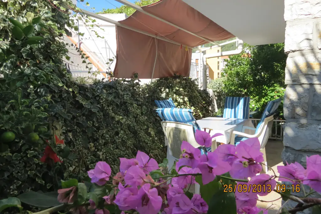 Петровац: Апартаменты Silvija Holiday Home