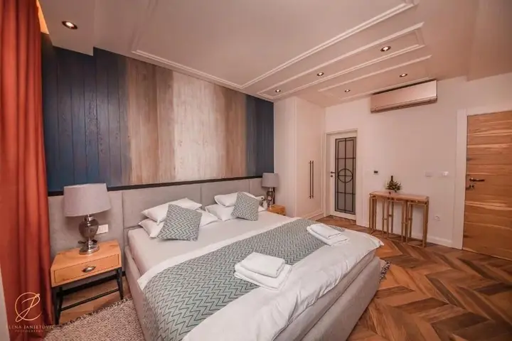 Баошичи: Rooms Vukmirovic