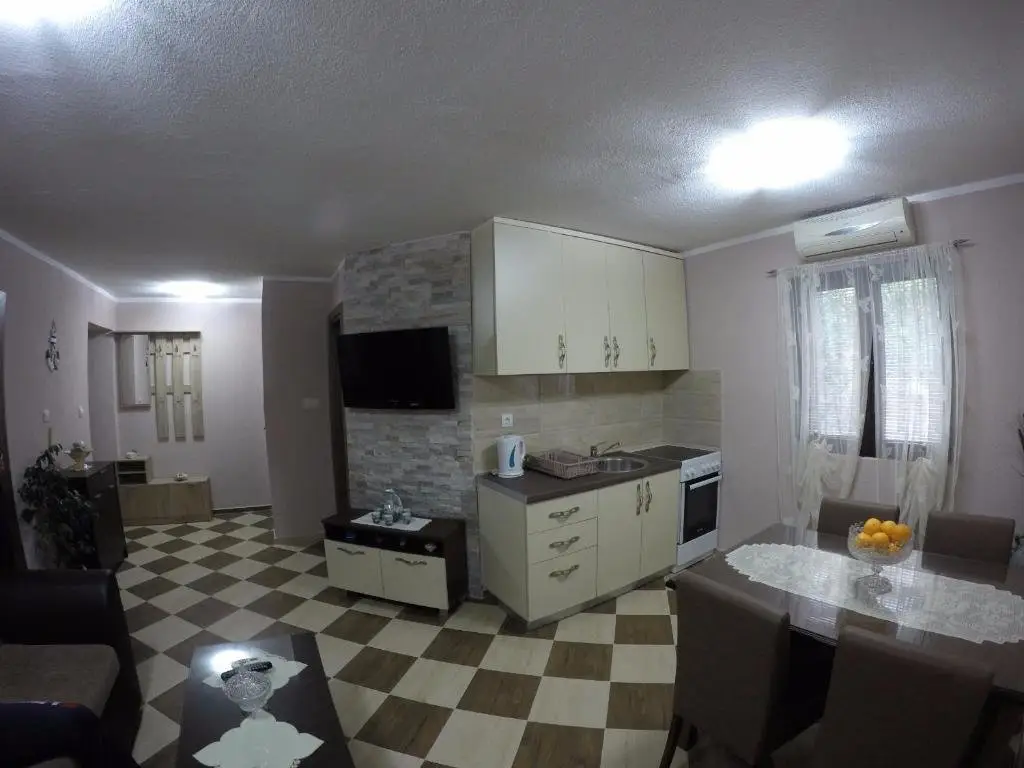 Котор: Apartments Krivokapic