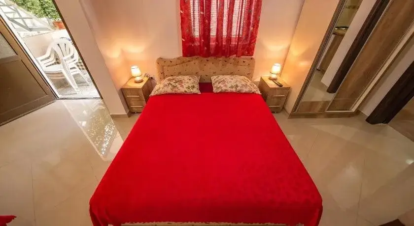 Будва: Guest House Mary