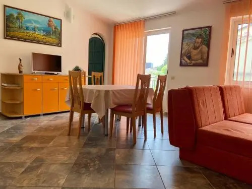 Будва: Apartments Palunko