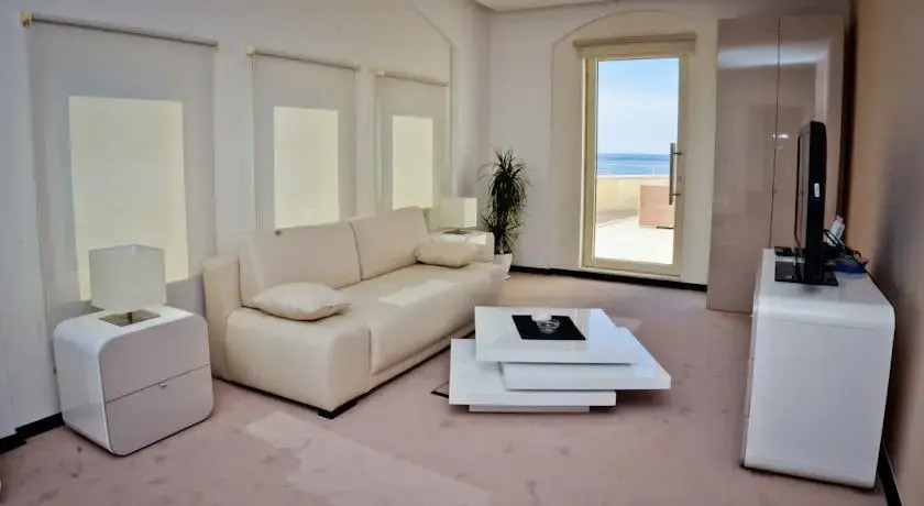 Бечичи: Apartmani Tradeunique