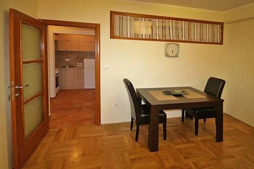 Будва: Apartments Doroteja