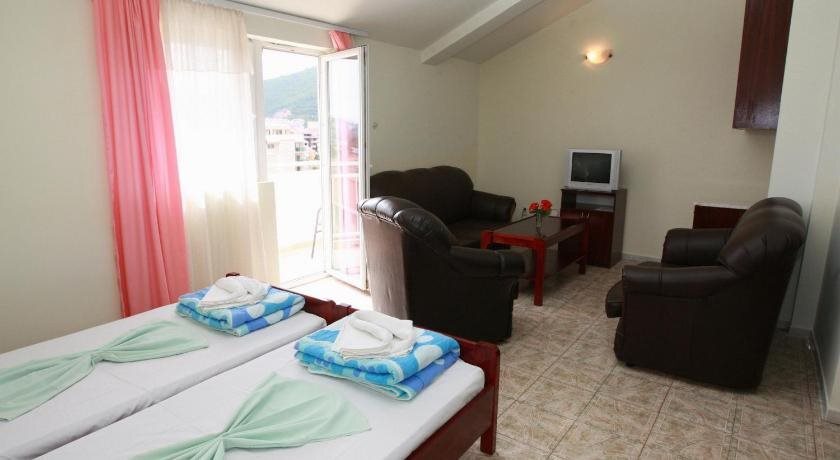 Hotel Vila Prestige — фото 1