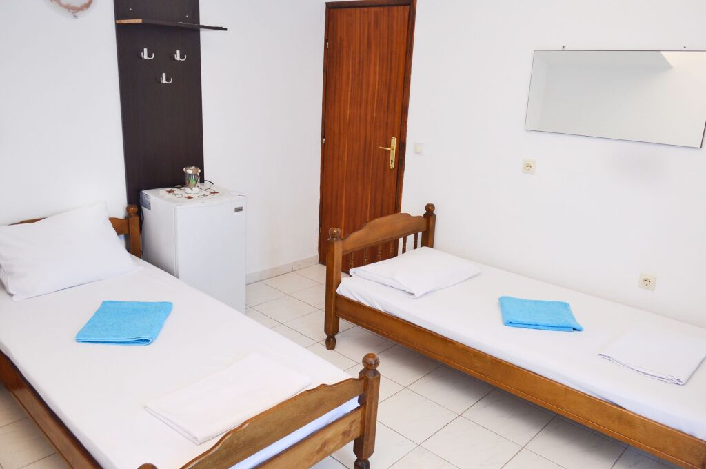 Бар: Guesthouse Lukac