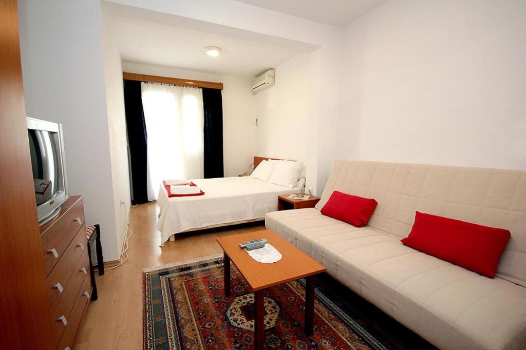 Петровац: Guesthouse Drašković