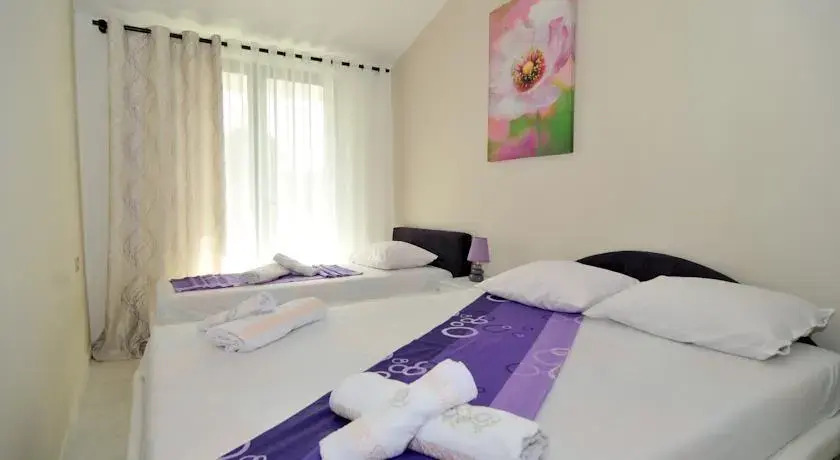 Ульцинь: Apartments Grand