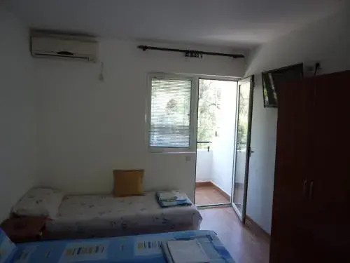 Бар: Bed and Breakfast Mediteran
