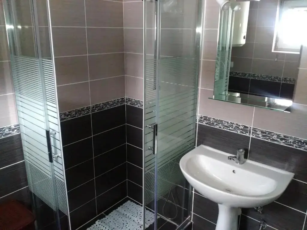 Жабляк: Apartment Usović