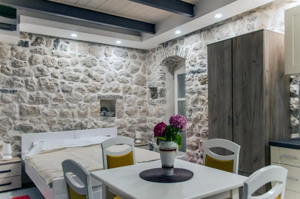 Пераст: Sunny Port Apartment & Rooms