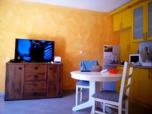 Пераст: Sunny Port Apartment & Rooms