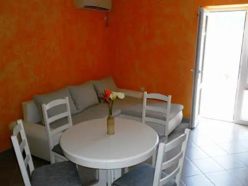 Пераст: Sunny Port Apartment & Rooms