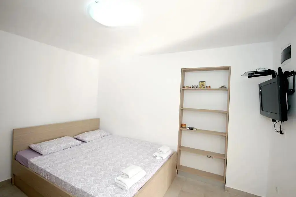 Петровац: Apartments Pavlovic