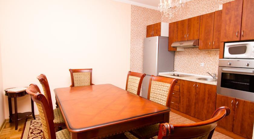 Бусат: Apartment Rosmarie