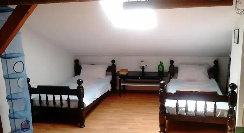 Тиват: Apartment Piano
