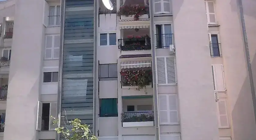 Тиват: Apartment Piano