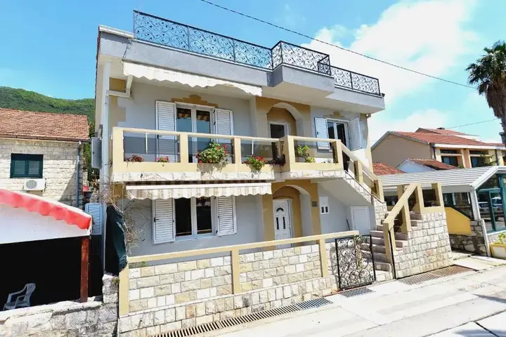 Кумбор: Apartments SM