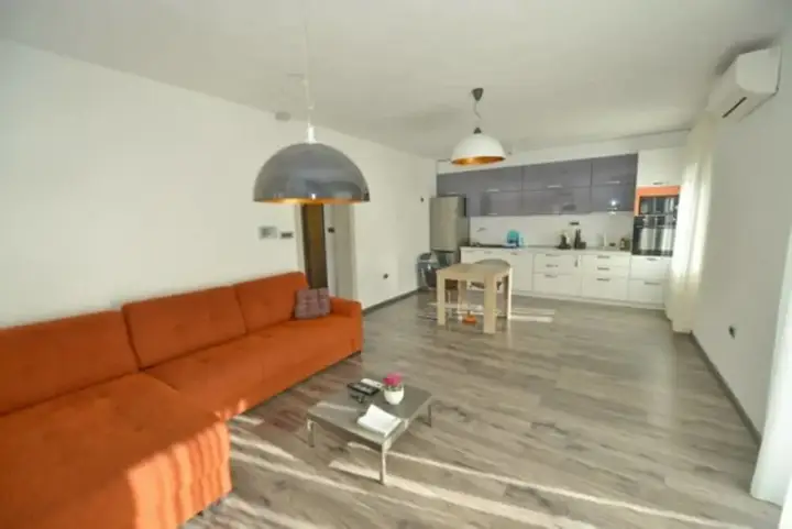 Доброта: Apartments Windrose