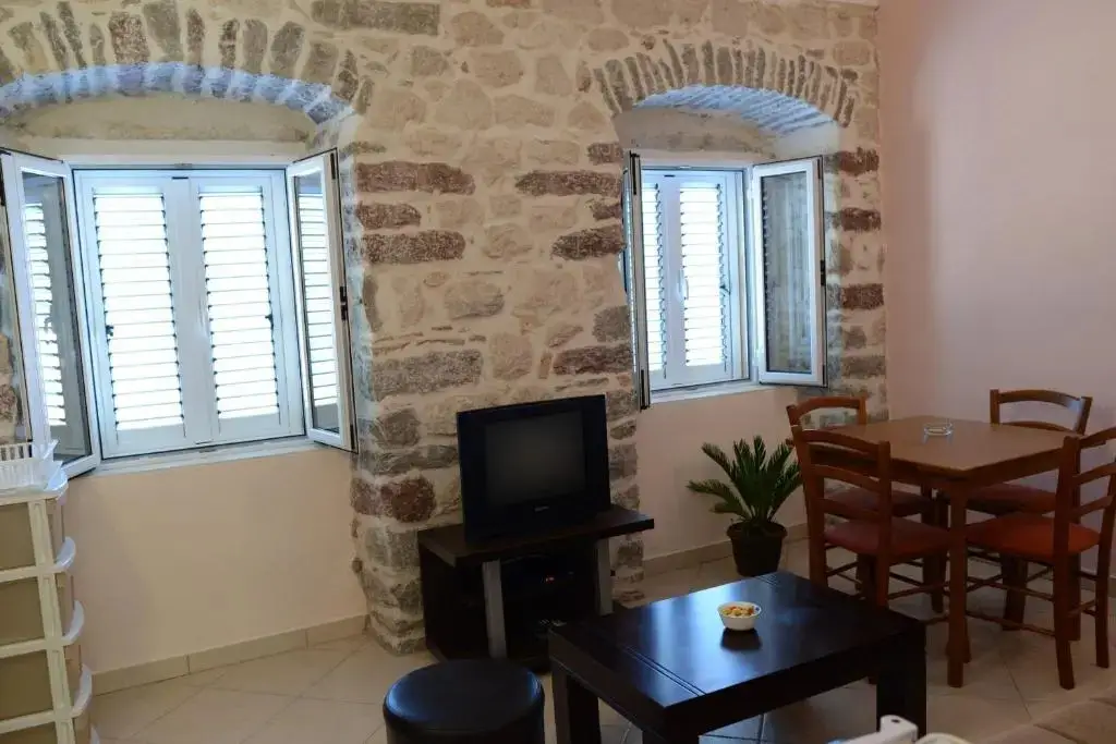 Доброта: Apartments Ivanovic