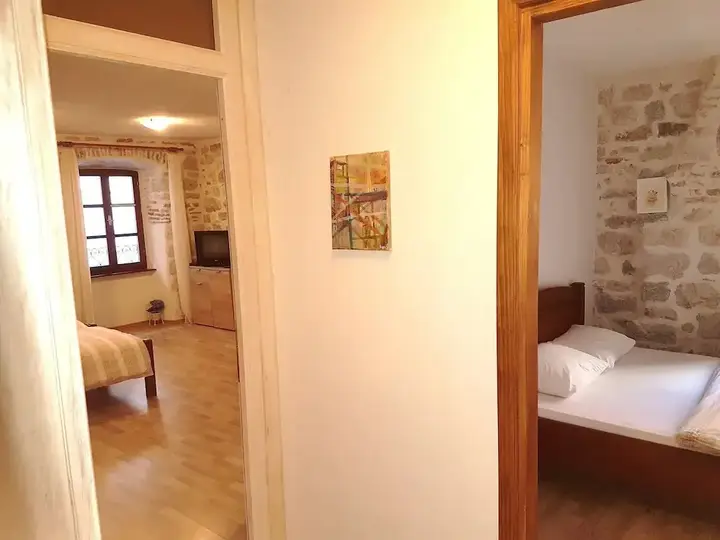 Доброта: Historic Stone House