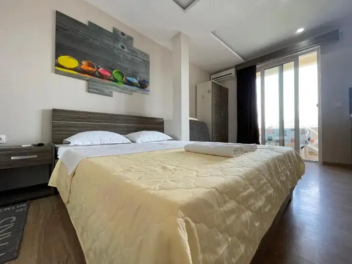 Ульцинь: Apartments Lati