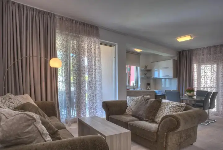 Пржно: Guest House Pržno Bay