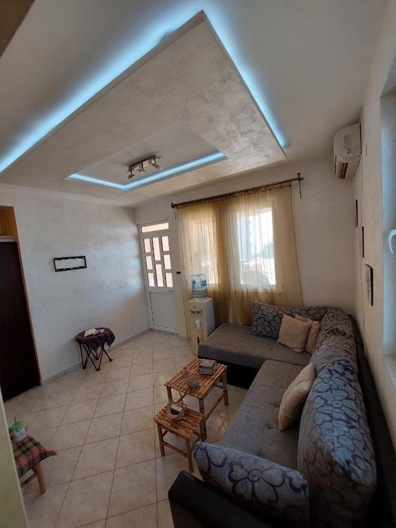 Бусат: Utjeha Apartment