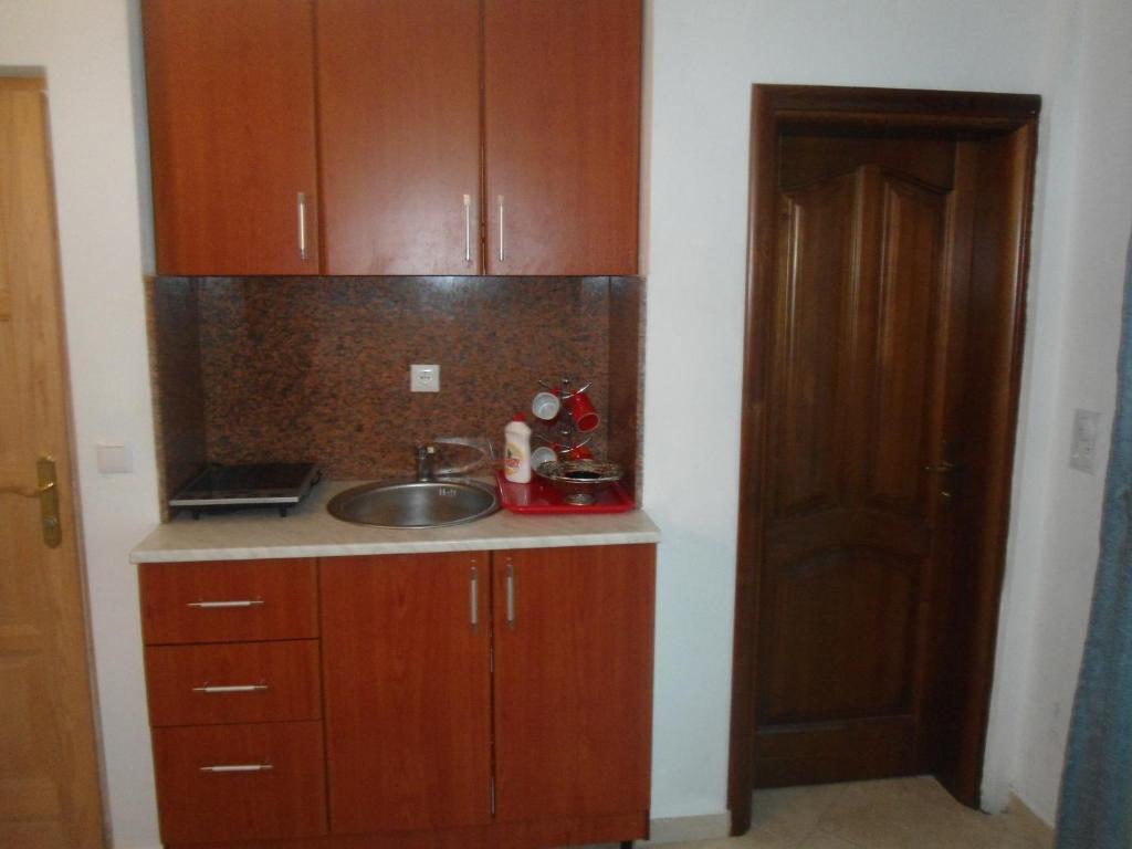 Бар: Apartments Pekic