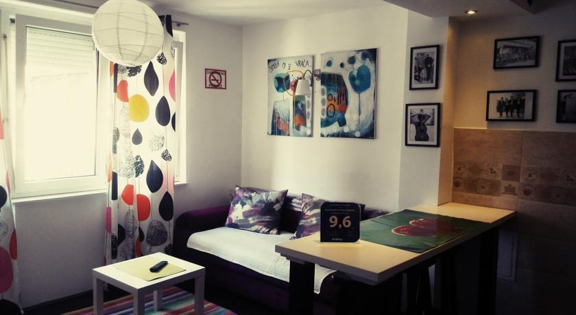 Цетине: Apartment The Royal Square