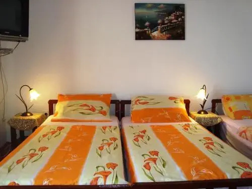 Сутоморе: Sunset Promenade Rooms
