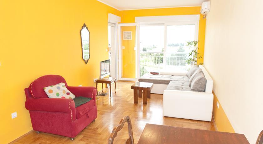 Бар: Apartment Sunny