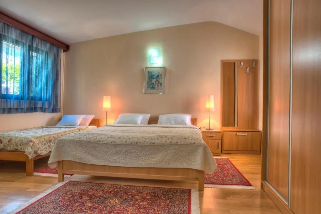 Свети-Стефан: Villa Stevan