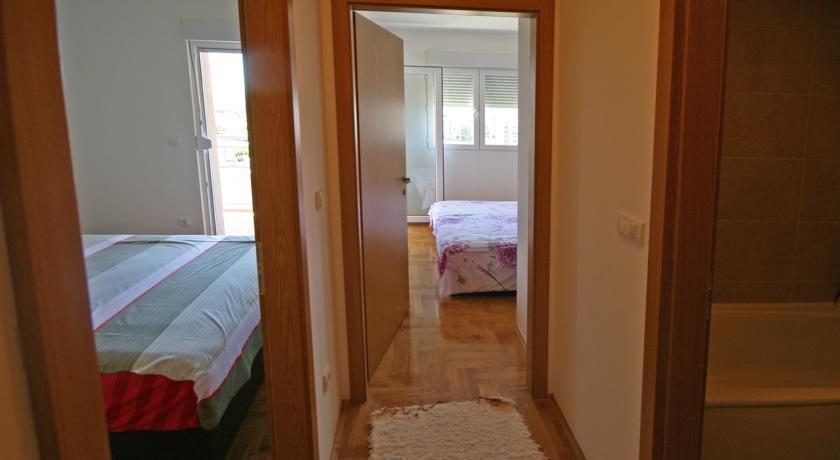 Бар: Apartments Doroteja