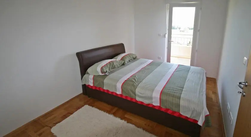 Бар: Apartments Doroteja