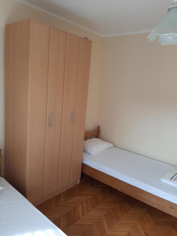 Игало: Apartment Danilo