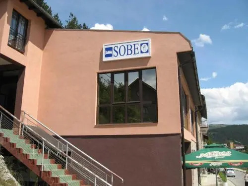 Плевля: B&B Apolon